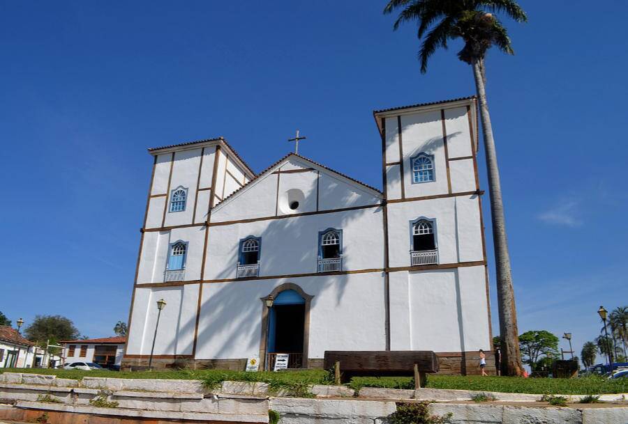 Construída entre 1728 e 1732, esta igreja, considerada o maior e mais antigo monumento histórico de Goiás. Localizada na cidade de Pirenópolis