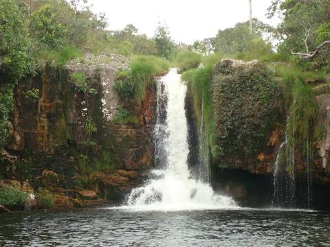 The waterfall is located in the private property of Sao Bento Ranch. 